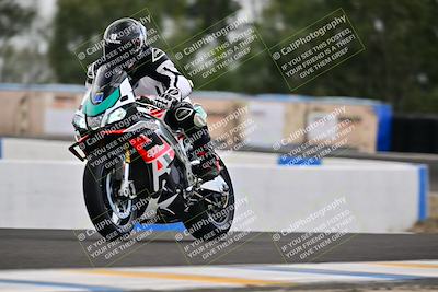 media/Apr-18-2025-TrackDaz (Fri) [[45f5874c44]]/B Group/Session 4 (Turn 6 - Outside)/